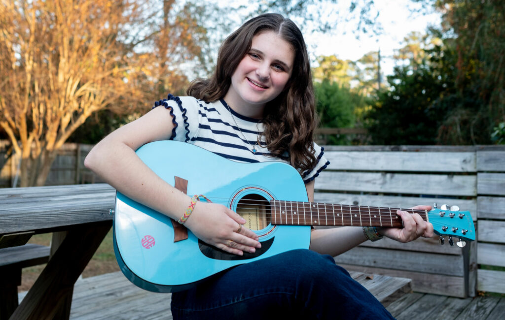 Sandy Bressler a Camp Judaea Alumna and music enthusiast at her home in Columbia South Carolina. Photo credit Alvin C. Jacobs Jr.jpg1 - | The Leon Levine Foundation